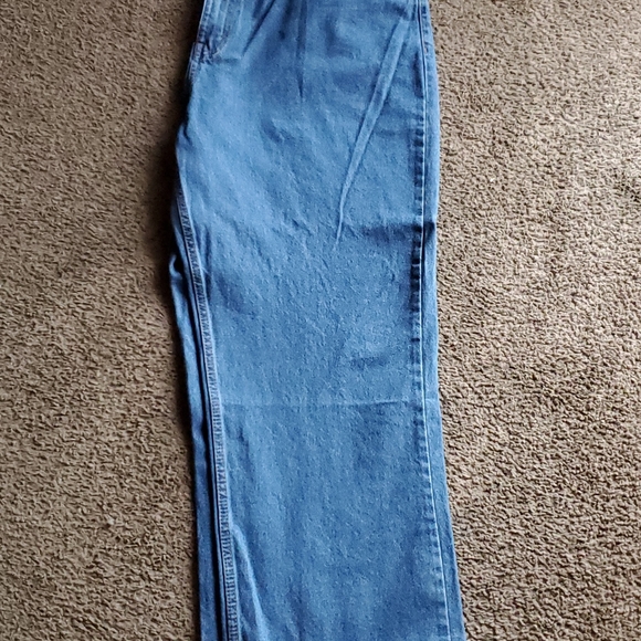 Jeans - Picture 2 of 3